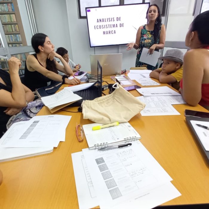 taller marketing , asesoría a empresarios ibague - Lorena Ayala